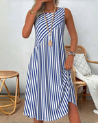 Blue and White / S